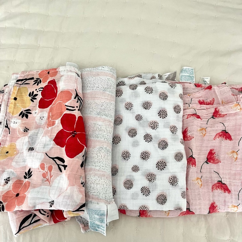 aden + anais 100% Muslin Swaddle 4-Pack